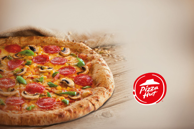 O noua experienta culinara de la Pizza Hut: pizza pe blat multicereale
